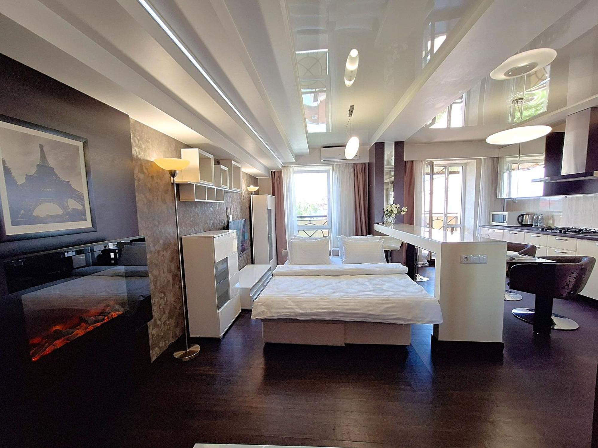 Найбільше Ліжко У Полтаві Мережа Alex Apartments Цілодобово Безконтактне Заселення Poltava Bagian luar foto